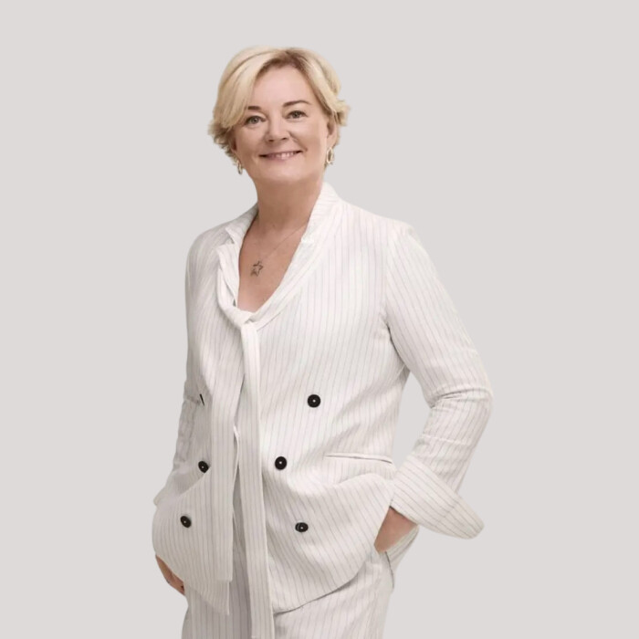 Джо Мэлоун выступила с заявлением по поводу судебного иска компании Estée Lauder