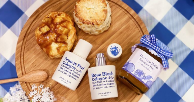 Новое за неделю: Бодлер, «превосходный старт» Burberry и лимитки Jo Malone в России