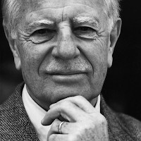 Андре Рикар