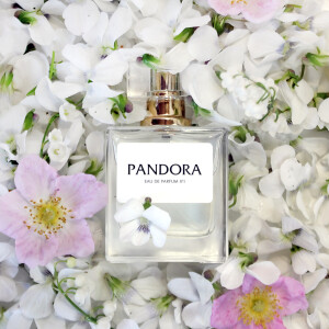 Цветы и вишня в ароматах Pandora