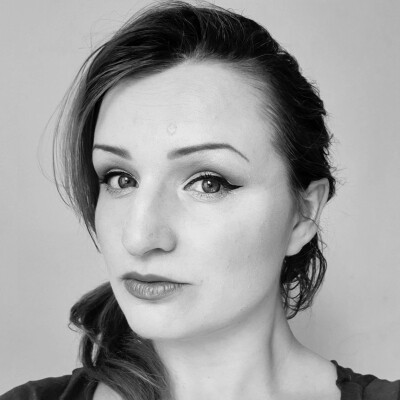 Карен Маккаскер