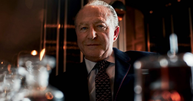 Zara выпустили коллекцию A Journey With Alberto Morillas