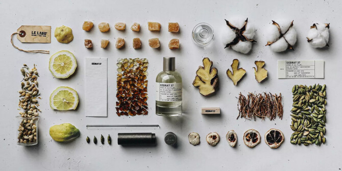 Сквозь пальцы: как парфюмеры отвечают тренду на прозрачность