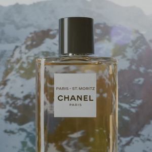 Paris – St. Moritz стал седьмым изданием в серии Les Eaux de Chanel