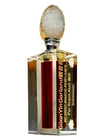 Ricardo Ramos Perfumes de Autor Gūan Yīn Garland