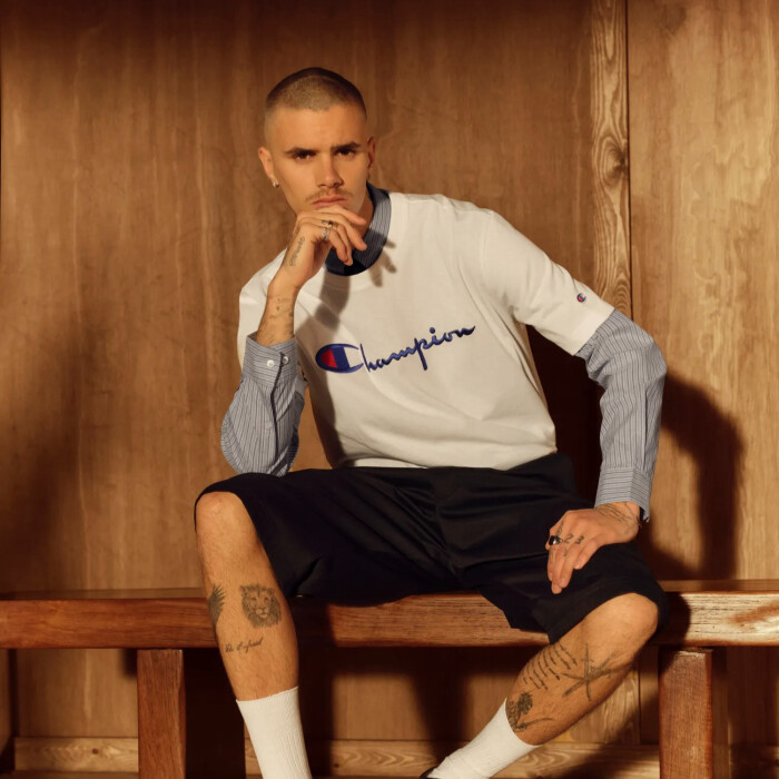 Revlon разработают парфюмерную линию для бренда спортивной одежды Champion