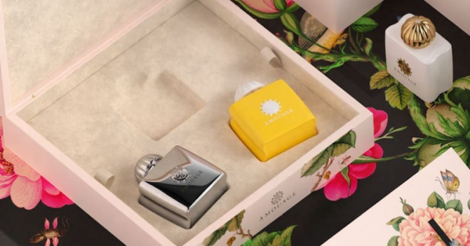 12 видов подарочных наборов — уже на сайте Amouage