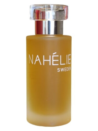 Nahélie W