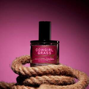D.S. & Durga выпустили новую версию аромата Cowgirl Grass