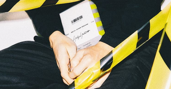 Yohji Yamamoto выпустили дуэт ароматов Unravel 07/14 и 21/38