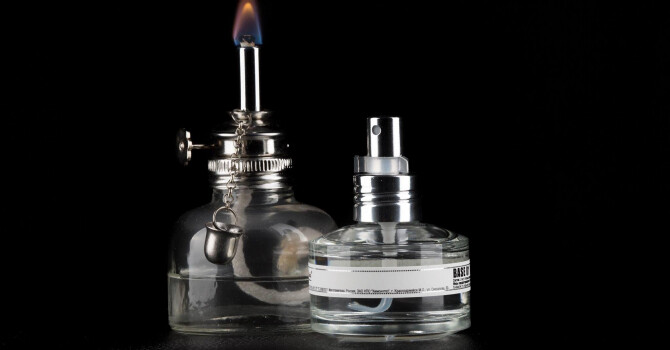 "Роскошь пахнет снегом..."