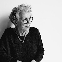 Мари-Жанн Комбреде