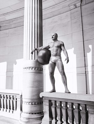 Тьерри Мюглер, креативный директор