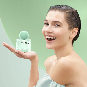 Armoniosa – новый аромат от Furla с нотами гардении, ландыша и жасмина