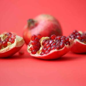 Цвет граната: бьюти-бренд Ortigia Sicilia представил свечу Melograno