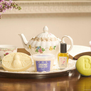 Новое за неделю: лимитированная серия Lush х Bridgerton, а также релизы нишевых брендов