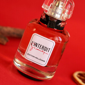 Цветок и тренд: лучшие ароматы с флердоранжем