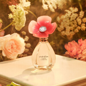 Красота волшебного сада: новый женский аромат Wonderbloom от Vince Camuto