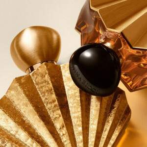 Nina Ricci выпускают лимитированный аромат Vénus Édition Or Nacrée