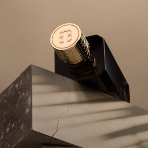 Гаэль Монтеро составил для Ex Nihilo древесно-кожаный аромат Chandigarh Express