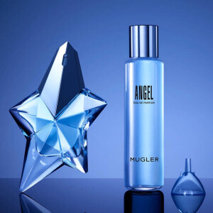 Mugler показал кадры из кампании в честь 30-летия аромата Angel