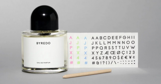 Unnamed Byredo теперь можно кастомизировать неоновыми наклейками