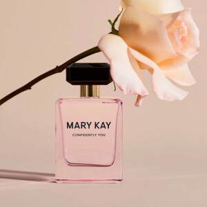 Почувствовать уверенность в себе с новым ароматом Confidently You от Mary Kay