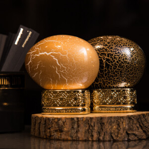 Взгляните на коллаборацию The House of Oud и художницы Айрис Рот