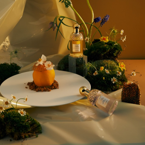 В столичном Buro. Tsum появится эксклюзивный десерт от Guerlain