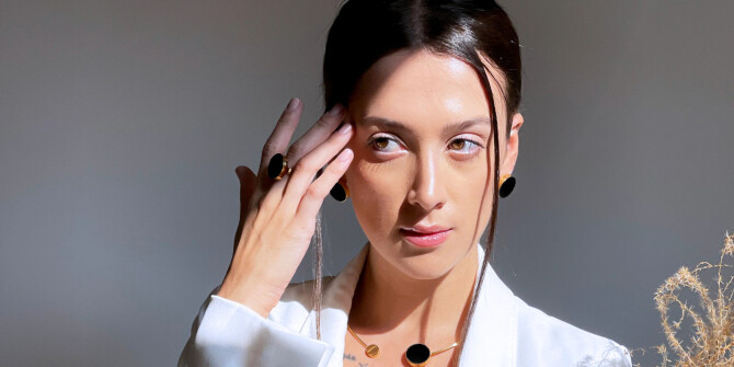 Знакомьтесь, новый бренд: парфюмированные украшения Savoni