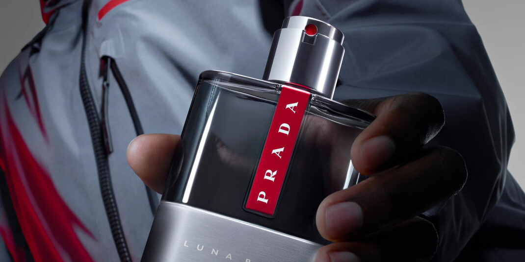 Prada показали мужской аромат Luna Rossa в новом флаконе