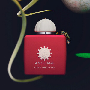 Amouage представили новый цветочно-гурманский аромат Love Hibiscus