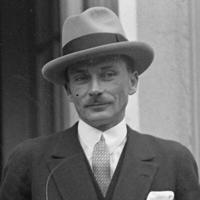 Люсьен Лелонг