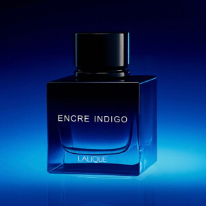 Аромат, вдохновленный движением: Lalique выпустили Encre Indigo