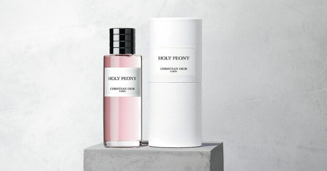 Фрукты, роза и ландыш: новый аромат Holy Peony от Dior