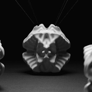 На стыке искусства и парфюмерии: Fakoshima и 01001Lab показали совместную коллаборацию