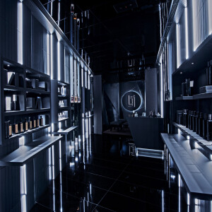 В вишлист: электронный диффузор от Serge Lutens в марокканском стиле