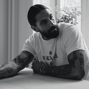 Byredo выпустили кожаный футляр для флаконов своих ароматов