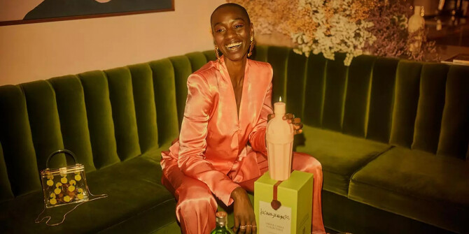 Новое за неделю: цветочный сюрреализм, свеча с ароматом джина и бьюти-бренд Идриса Эльбы