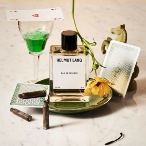 Истина нигде и повсюду: всё, что нужно знать о парфюмерной критике