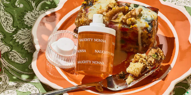 Snif анонсировали выпуск аромата Naughty Nonna с нотами чернослива, рома и апельсина