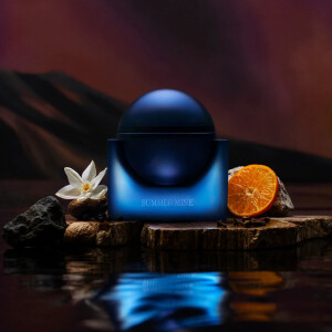 Рэпер Дрейк выпустил дебютный парфюм Summer Mink