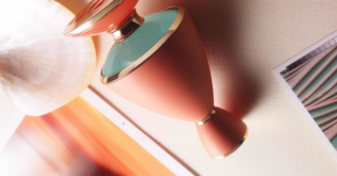 Новое за неделю: свечи, лимитки, коллаборация Zara и Джо Мэлоун