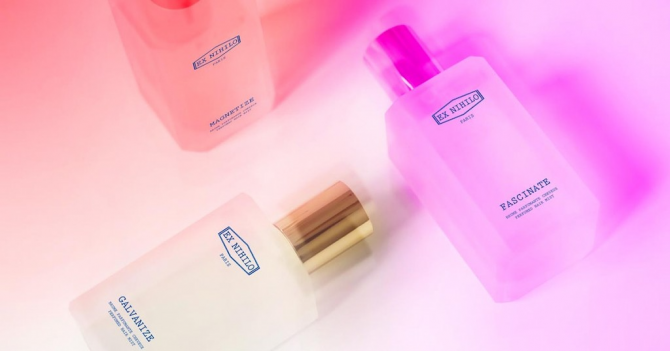 Могут ли духи на основе спирта сушить волосы?