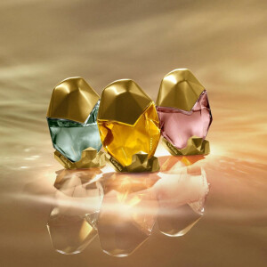 Месяц на Aromo: флагманские запуски и звездные рекламные кампании популярных брендов