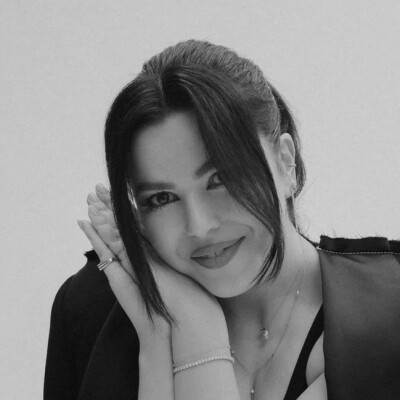 Ширли Навоне