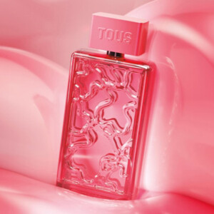 Tous выпустили новый цветочно-фруктовый аромат Kaos