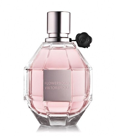 victoria rolf flowerbomb perfume