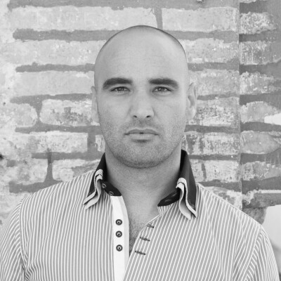 Хосе М. Хиральдо