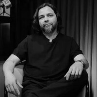 Джоэл Л. Мартинес